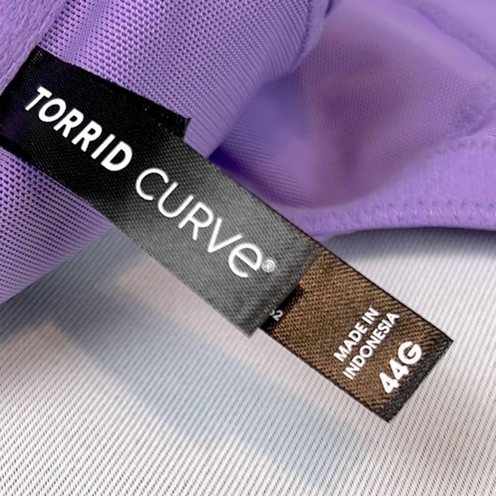 Torrid Curve 360 Back Smoothing Lightly Lined T-S… - image 7